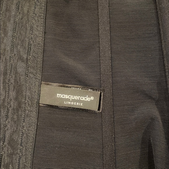 Masquerade Elegant Black Lingerie - Picture 5 of 6